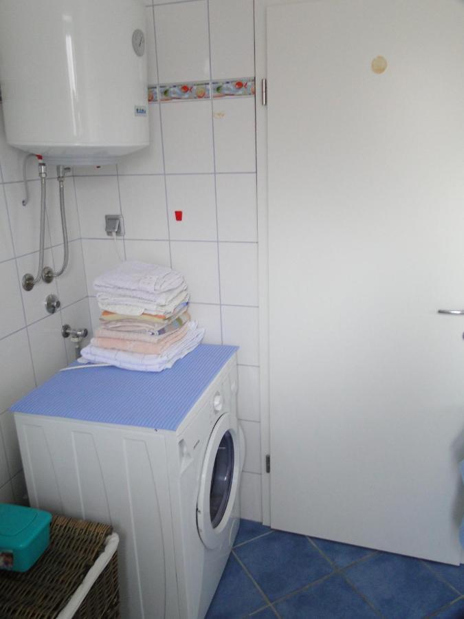 Vito & Rocco Apartment Malinska Bilik gambar
